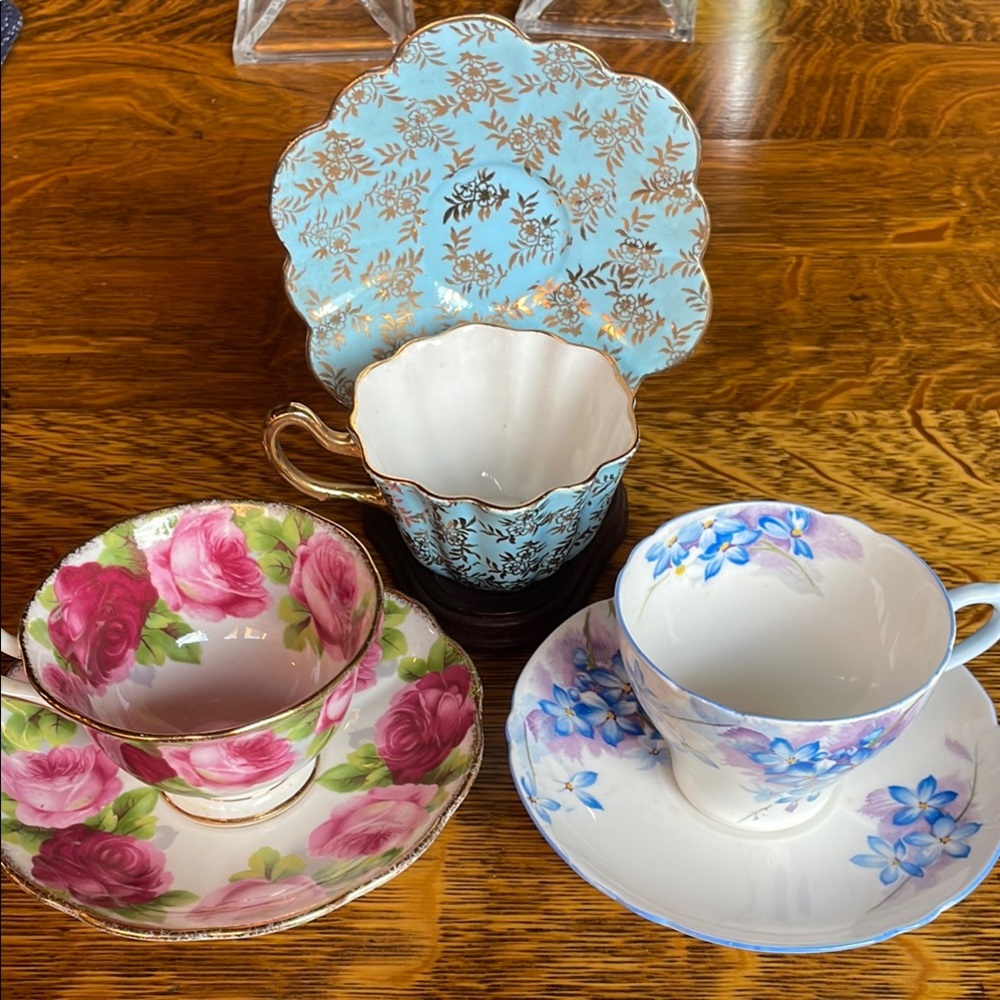 💚7 piece bundle of floral demitasse, coffee, tea cup & saucer espresso w/stand